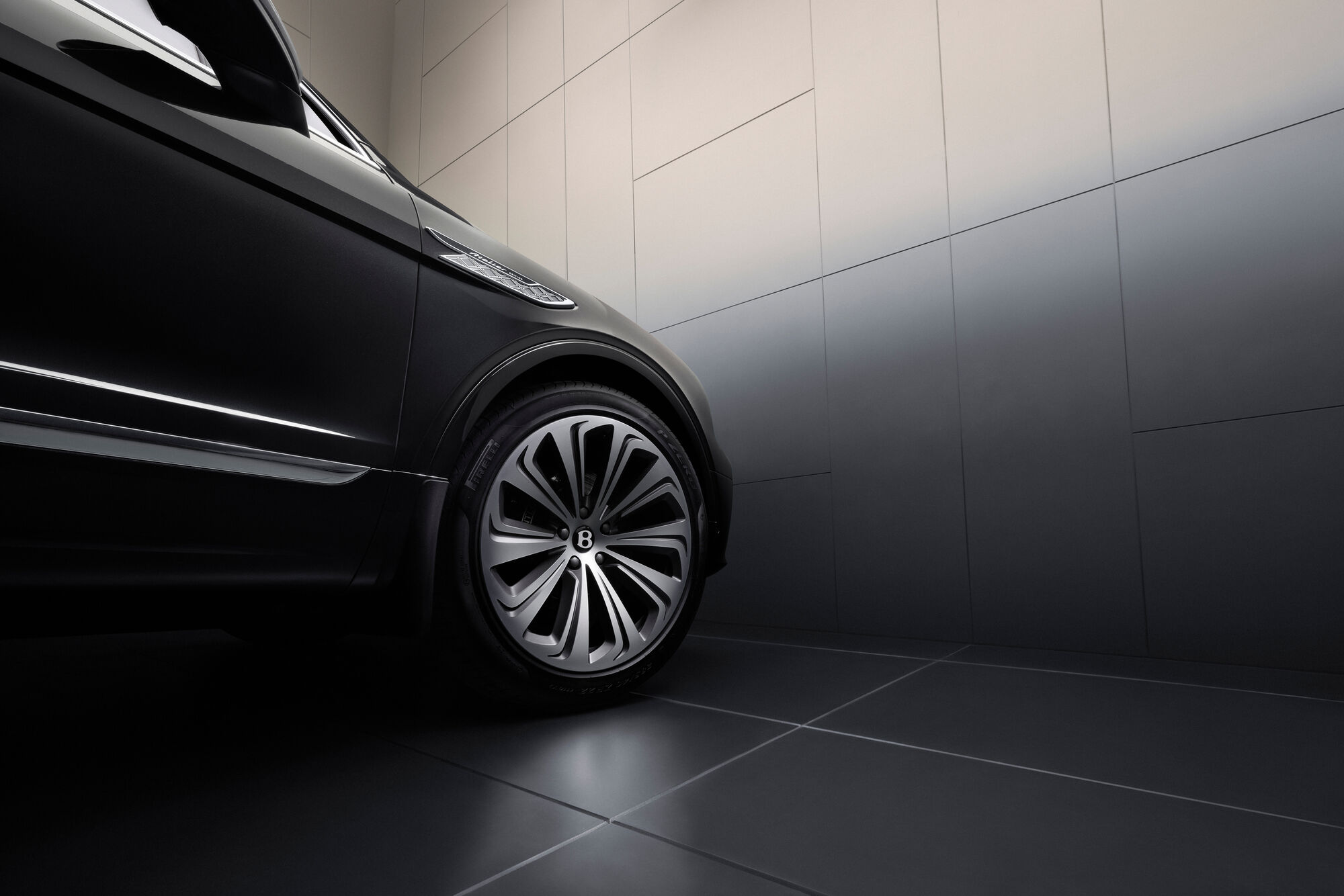 Bentayga EWB Atelier Edition - фото 6