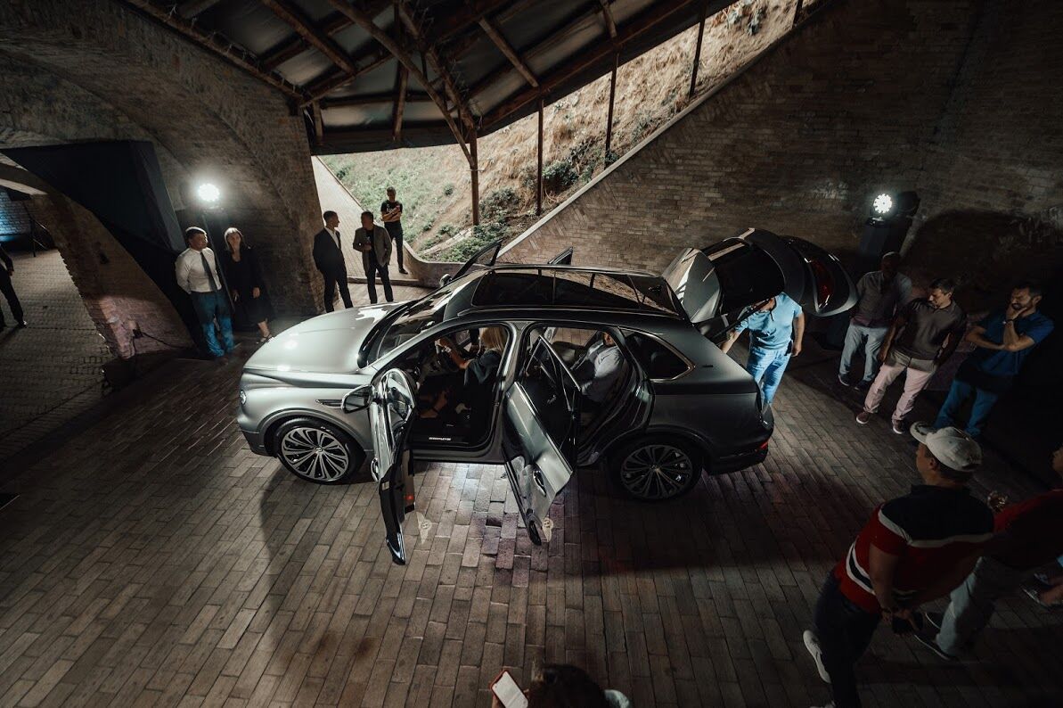 Презентація оновленої Bentley Bentayga в Україні - фото 7