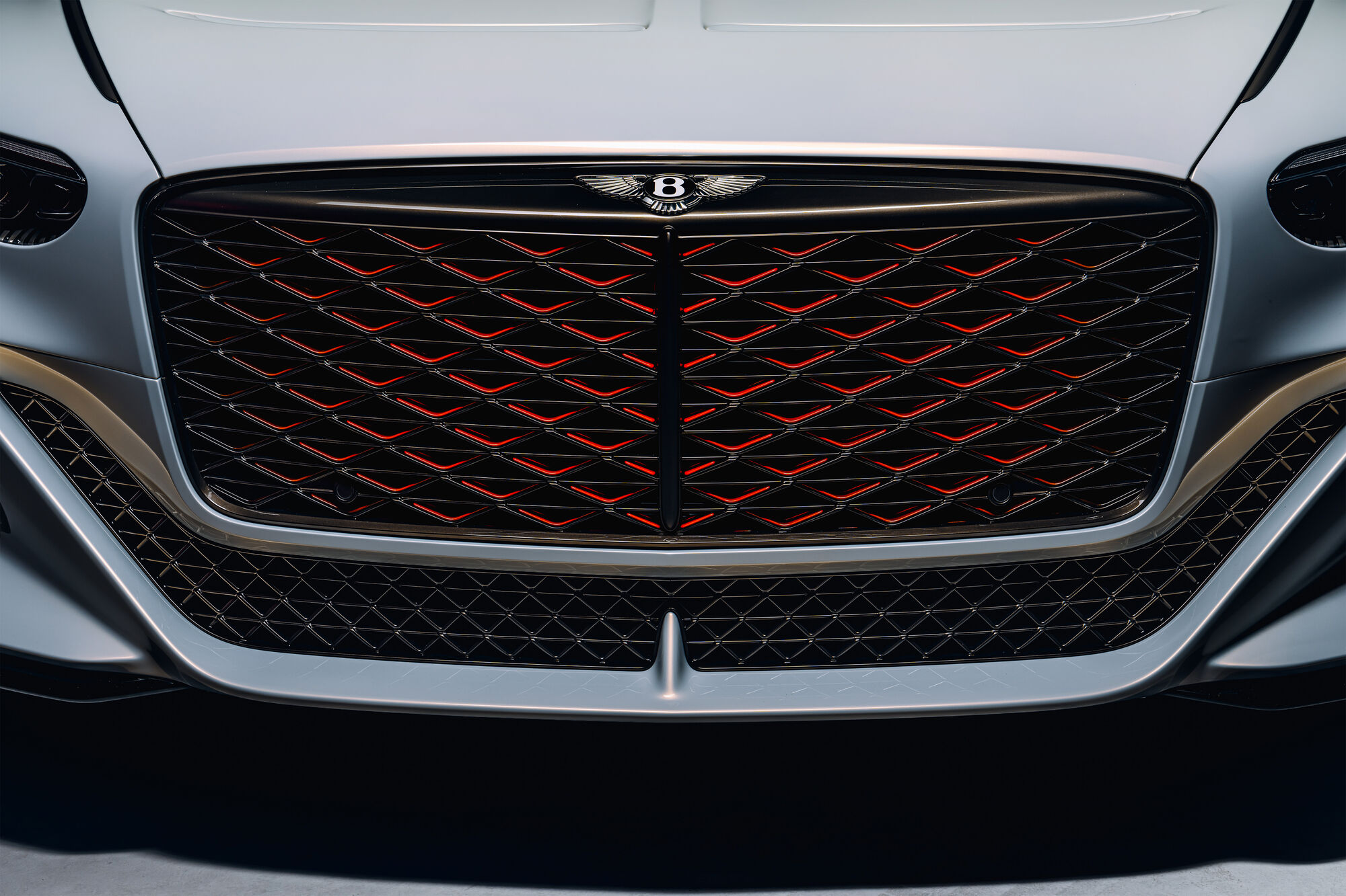 Найпотужніший і екслюзивний Bentley Batur від ательє Mulliner - фото 10